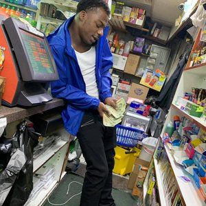 Meet your Posher, Desmond